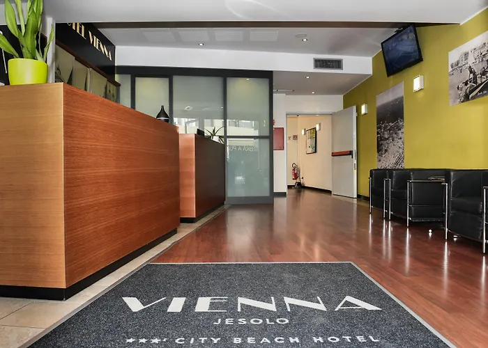 Vienna Hotel 3*