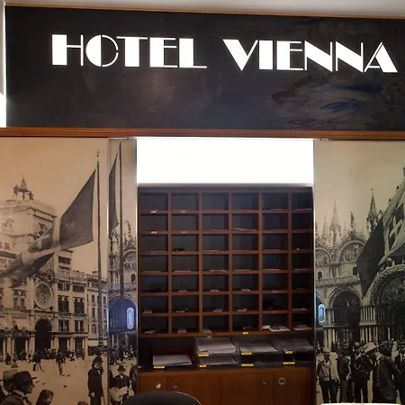 Vienna Otel 3*