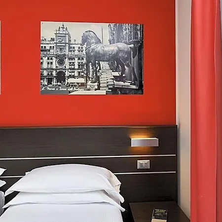 فندق Vienna 3*