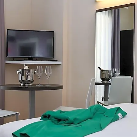 Vienna Otel 3*