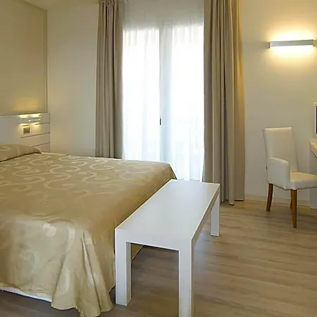 Vienna فندق 3*
